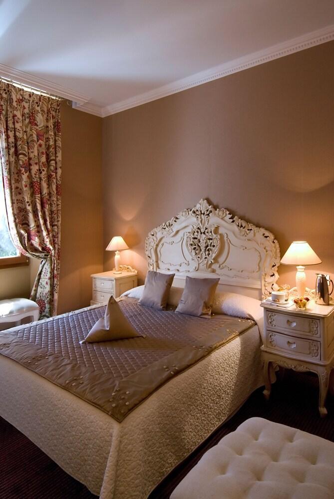 Château De La Tour Hotel