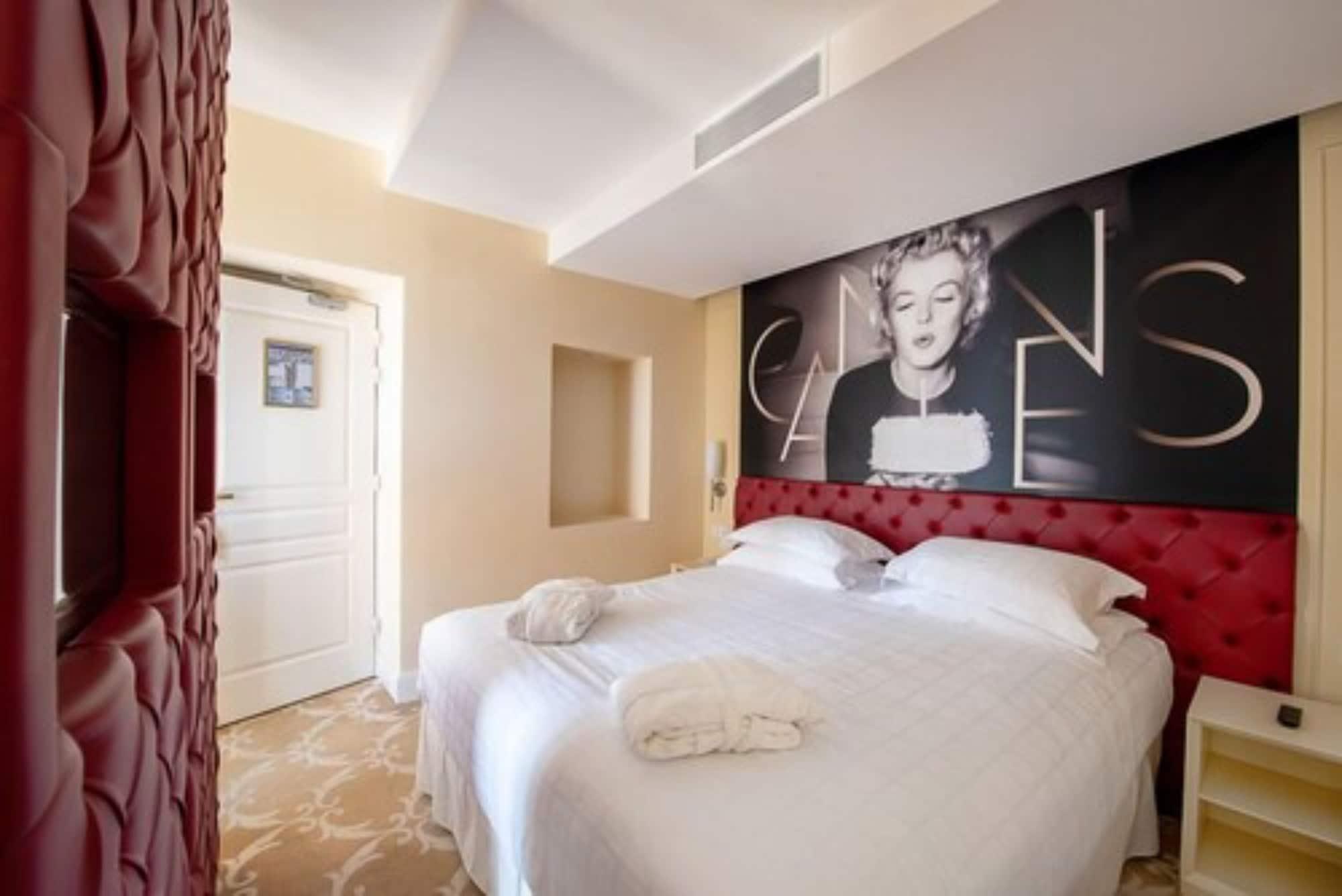 Château De La Tour Hotel 4*