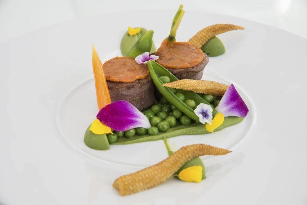 Hotel Château De La Tour 4*