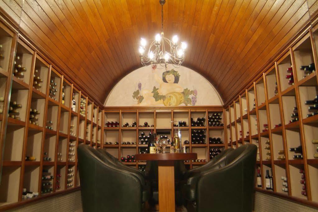 Hotel Château De La Tour 4*
