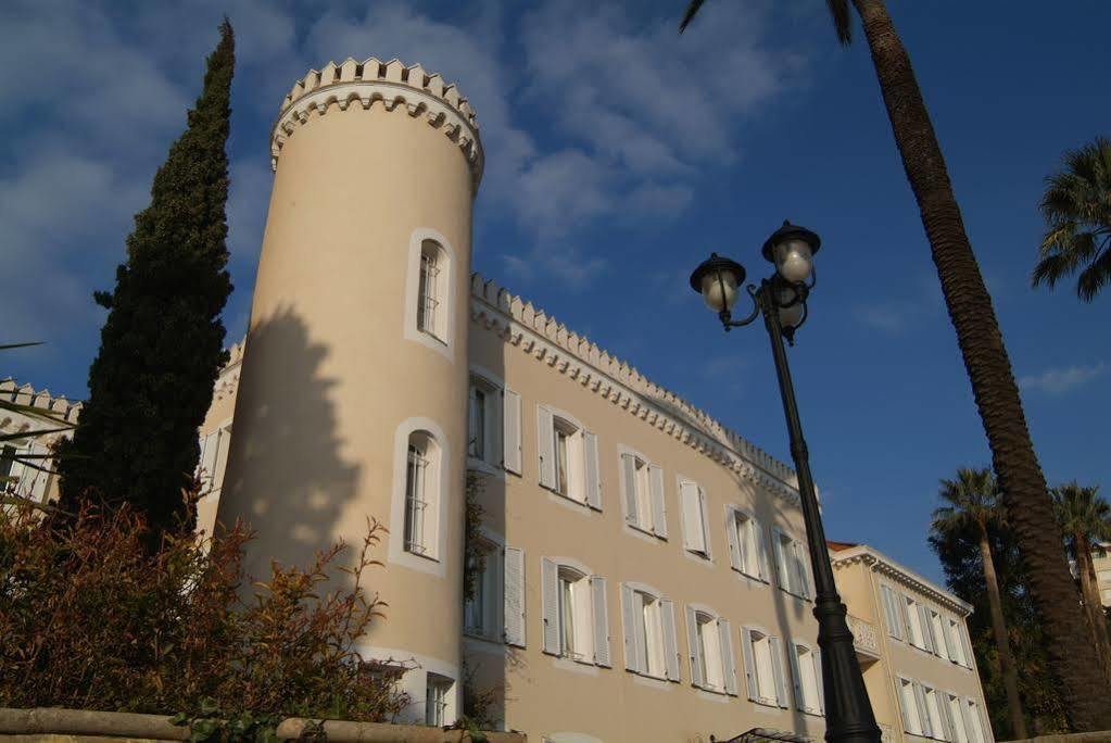 Hotel Château De La Tour 4*